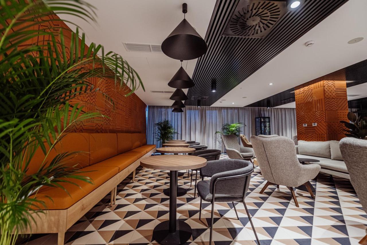 Elements Hotel&Spa Świeradów-Zdrój المظهر الخارجي الصورة The lounge at the airport