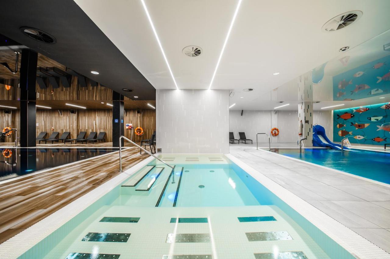 Elements Hotel&Spa Świeradów-Zdrój المظهر الخارجي الصورة The swimming pool at the hotel