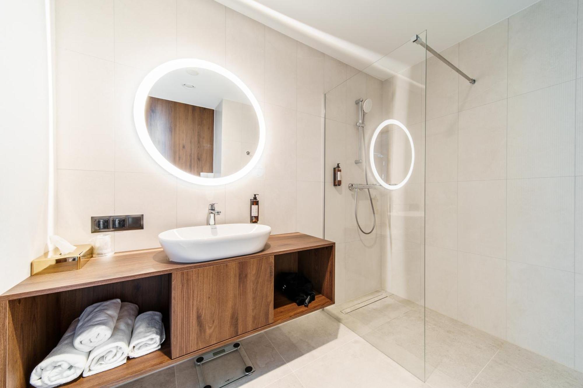 Elements Hotel&Spa Świeradów-Zdrój المظهر الخارجي الصورة Bathroom