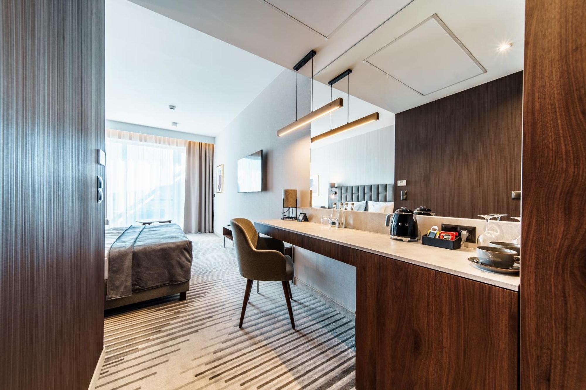 Elements Hotel&Spa Świeradów-Zdrój المظهر الخارجي الصورة A room at the hotel